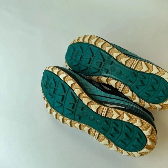 Brooks Cascadia 4 Running Shoes - Picture 13 of 13